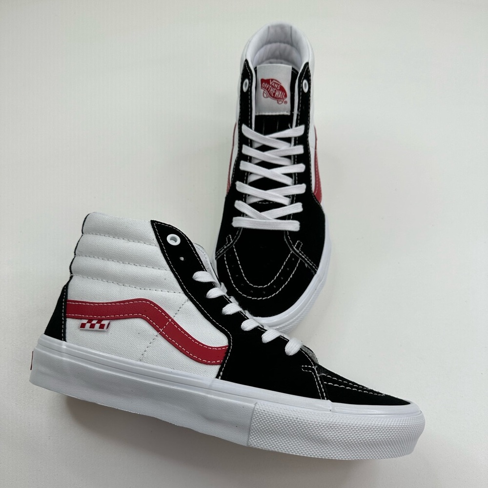 Vans Sk8-Hi Skate Sneakers Men's Size 8 White Black Red Suede and Canvas